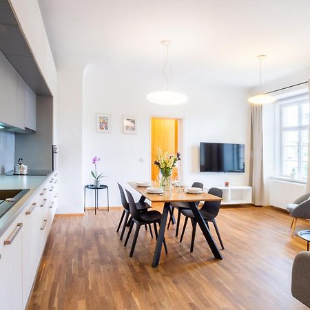 River View Apartment ปราก ภายนอก รูปภาพ